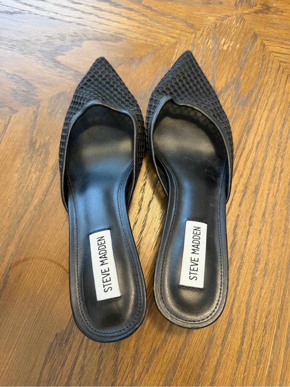 Steve Madden Black Mesh Pointed Mule Heels - Picture 3 of 4